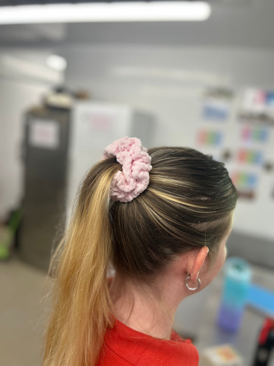 Evie - Baby Pink Scrunchie